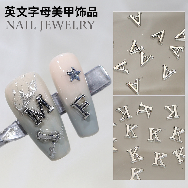 26 Pezzi Charm per Unghie 3D i - Art And Craft Letter Z recensione e prezzo